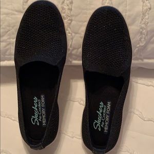 Skechers slip ons